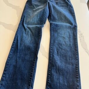 Levi's Women's Dark Blue Mid-Rise Skinny Jeans